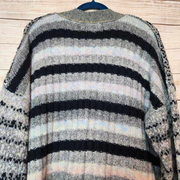 Anthropologie Pilcro Mash Up Cardigan Sweater Mixed Print 3 Button Womens Size L - Picture 14 of 16
